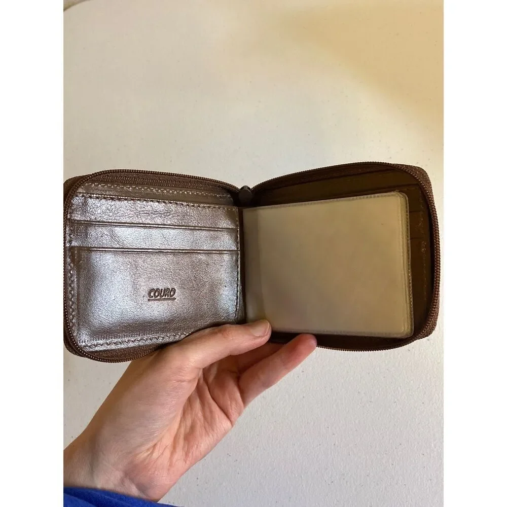 Cavezzale Brazilian Leather Zippered Wallet‎